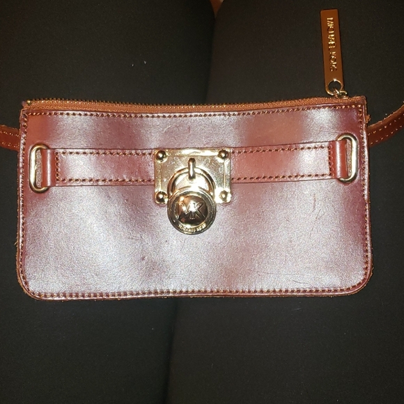 MICHAEL KORS REAL GENUINE LEATHER BELT BAG EUC - Picture 9 of 11